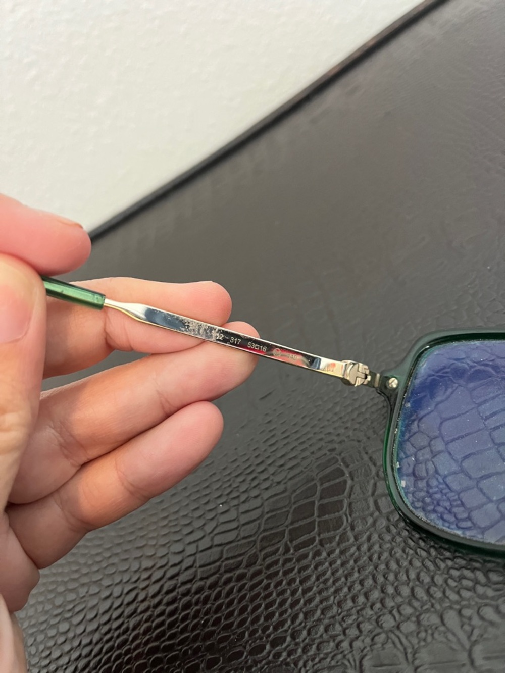 SALVATORE FERRAGAMO Green Square Lense Glasses Frames - Picture 5 of 5